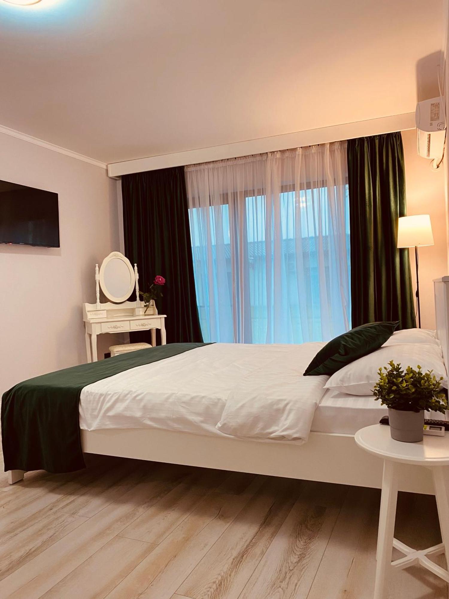 Complex Daniel'S Hotel Orăştie Eksteriør billede